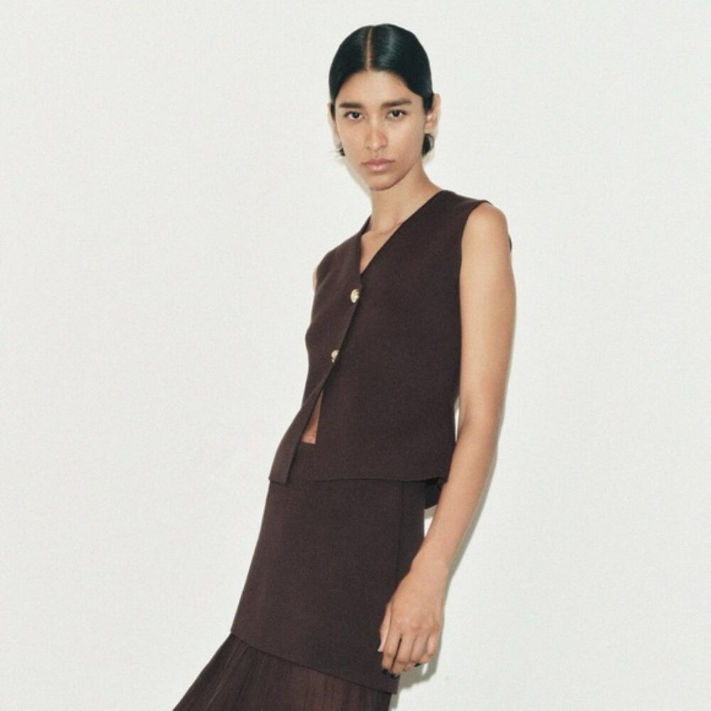 ZARA BASIC KNIT GOLD BUTTON TOP
